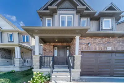 53 Robertson Drive, Stratford, On N5a 0j6
