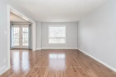 110 Steeles Crescent, Cambridge, On N1r 8c4