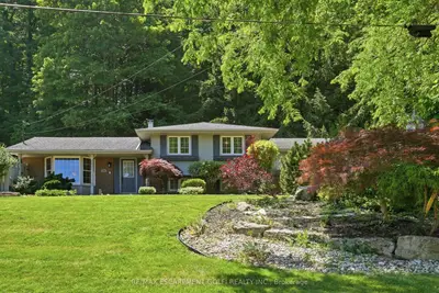 38 Kingsway Boulevard, Grimsby, On L3m 3e7