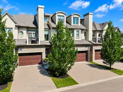 8 St. Andrews Lane S, Niagara-on-the-lake, On L0s 1j0