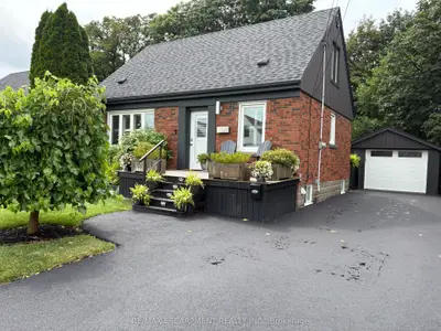 Detached in Hamilton