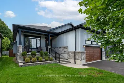 Detached in Quinte West