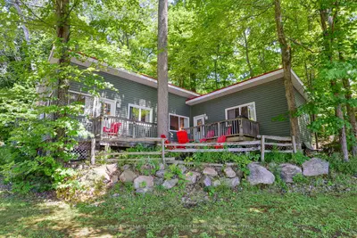 7 Silver Point Road 8, Seguin, On P2a 2w8