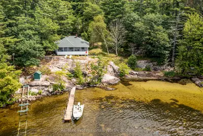 1102 Unit 2 Clipsham Road, Gravenhurst, On P0e 1g0