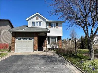Detached in Orleans - Convent Glen and Area