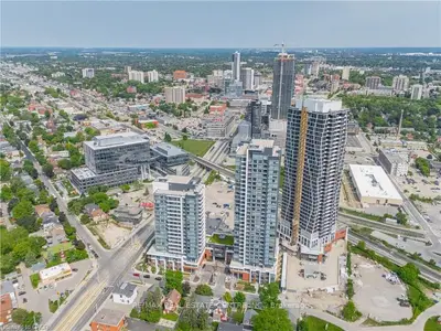15 Wellington Street S 2602, Kitchener, On N2g 0e3