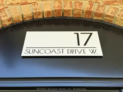 17 SUNCOAST Drive W, Goderich, ON N7A 4H1