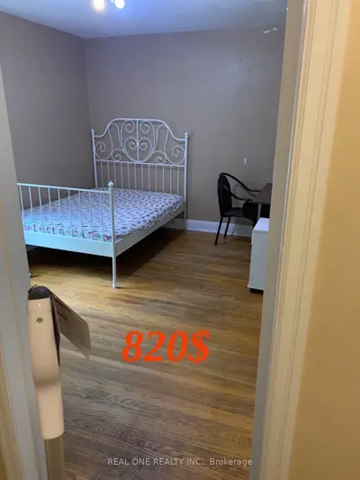 35 Bowman (b) Street, Hamilton, On L8s 2t4