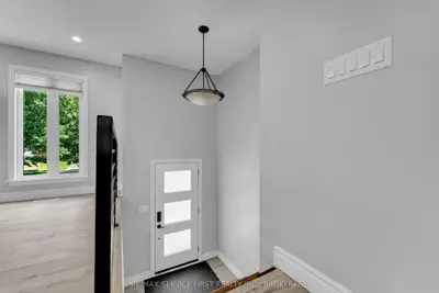 19 Heritage Drive, Loyalist, On K0h 1g0