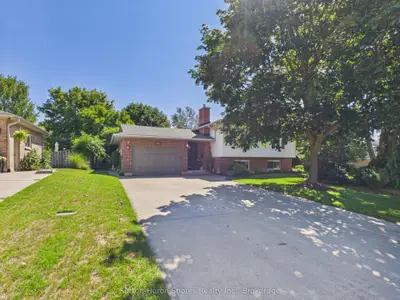 762 Bradford Street, Saugeen Shores, On N0h 2c4
