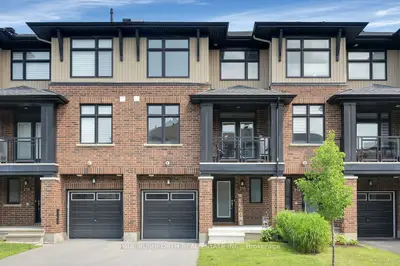 Att/Row/Townhouse in Orleans - Convent Glen and Area