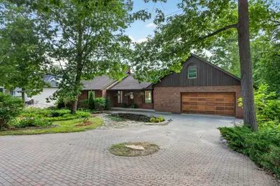 183 Louisa Street, Kawartha Lakes, On K0m 1n0