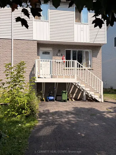 109 Eleventh Avenue E, Cornwall, On K6h 7b8