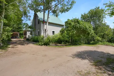 1794 East Road Loop, Hastings Highlands, On K0l 2s0