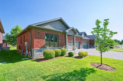 2022 Upperpoint Boulevard 10, London South, On N6k 4m9