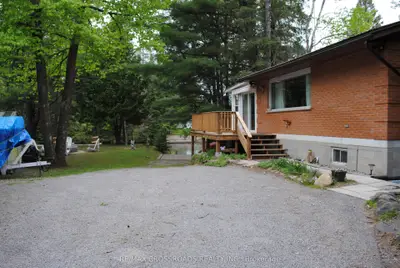 15 BROOK Road, Kawartha Lakes, ON K0M 1N0