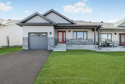 Semi-Detached in Arnprior