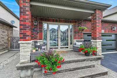 68 Garinger Crescent, Hamilton, On L0r 1c0