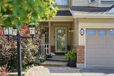 13 RIVERSTONE Drive, Barrhaven, ON K2J 4X7