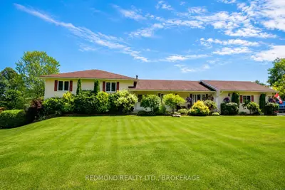 449 County 2 Road, Front Of Leeds & Seeleys Bay, On K7g 2v4