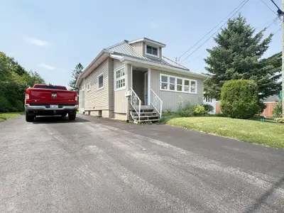 Detached in Renfrew