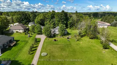 106 Drive-in Crescent, Georgian Bluffs, On N4k 5n7