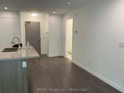 Condo Apartment in Hamilton