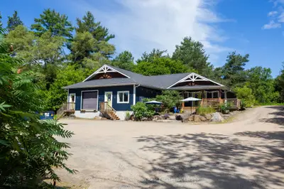 90 West Road, Huntsville, On P1h 1m1