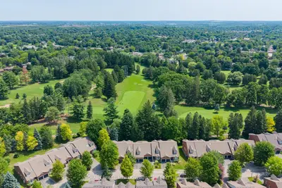 12 Fairway Lane, Guelph, On N1e 7a9