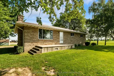 38786 B Zurich-hensall Road, Bluewater, On N0m 2t0