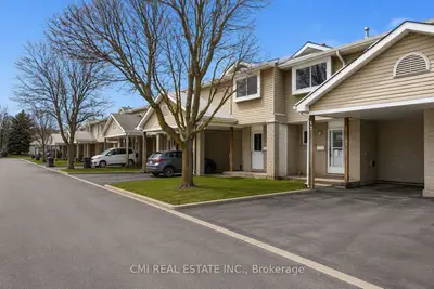 125 Sekura Crescent 12, Cambridge, On N1r 8b4