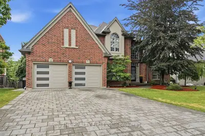 552 Mcgarrell Place, London North, On N6g 5j8