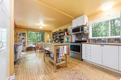 2205 Calabogie Road, Greater Madawaska, On K0j 1e0