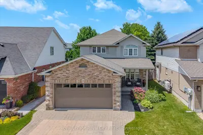 17 Carroll Crescent, Guelph, On N1g 5b7