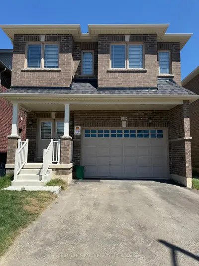 Detached in Thorold