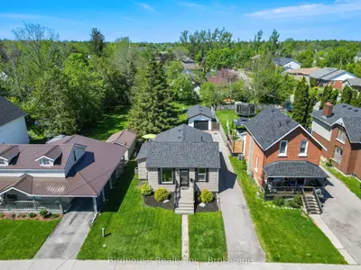 Detached in Kawartha Lakes