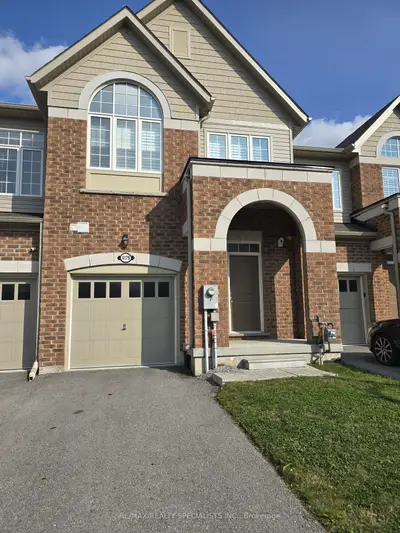 Att/Row/Townhouse in Lincoln