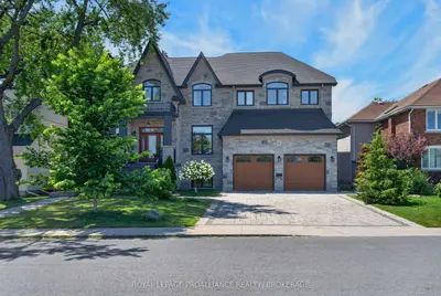 86 Macdonnell Street, Kingston, On K7l 4b7