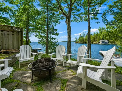 Detached in Bracebridge