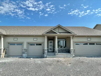 Att/Row/Townhouse in Belleville