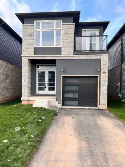 Detached in Welland
