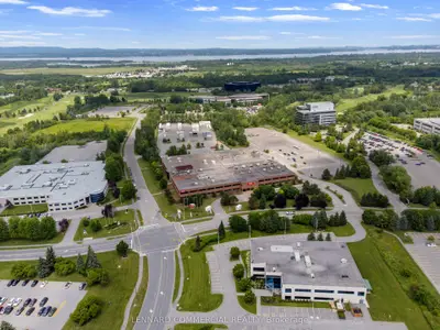 415 LEGGET Drive, Kanata, ON K2K 3R1