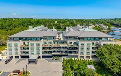 Condo Apartment in Centre Wellington