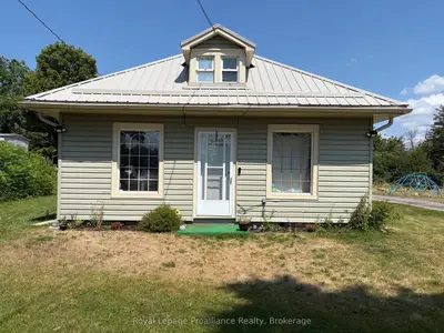 Detached in Quinte West