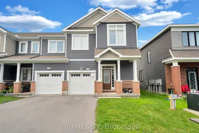 Att/Row/Townhouse in Kanata