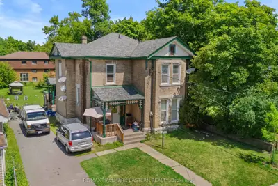220 Dublin Street, Peterborough, On K9h 3b7