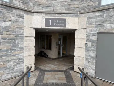 1 Jacksway Crescent 114, London North, On N5x 3t5
