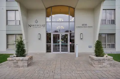 1030 Coronation Drive 111, London North, On N6g 0g5