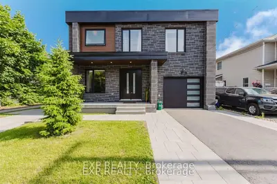 Semi-Detached in Overbrook - Castleheights and Area