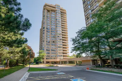 Condo Apartment in Waterloo